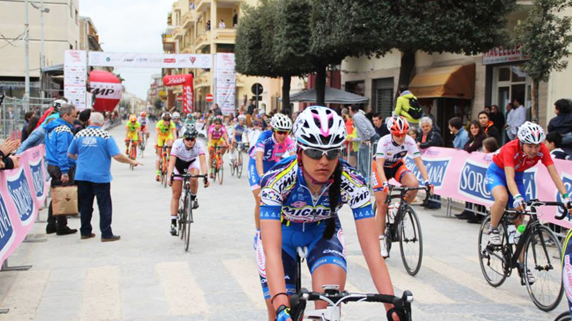 Ciclismo: “Il mio primo giro a tappe è stata una grande emozione”. Le impressioni di Manuela De Iuliis dopo il giro della Campania femminile.