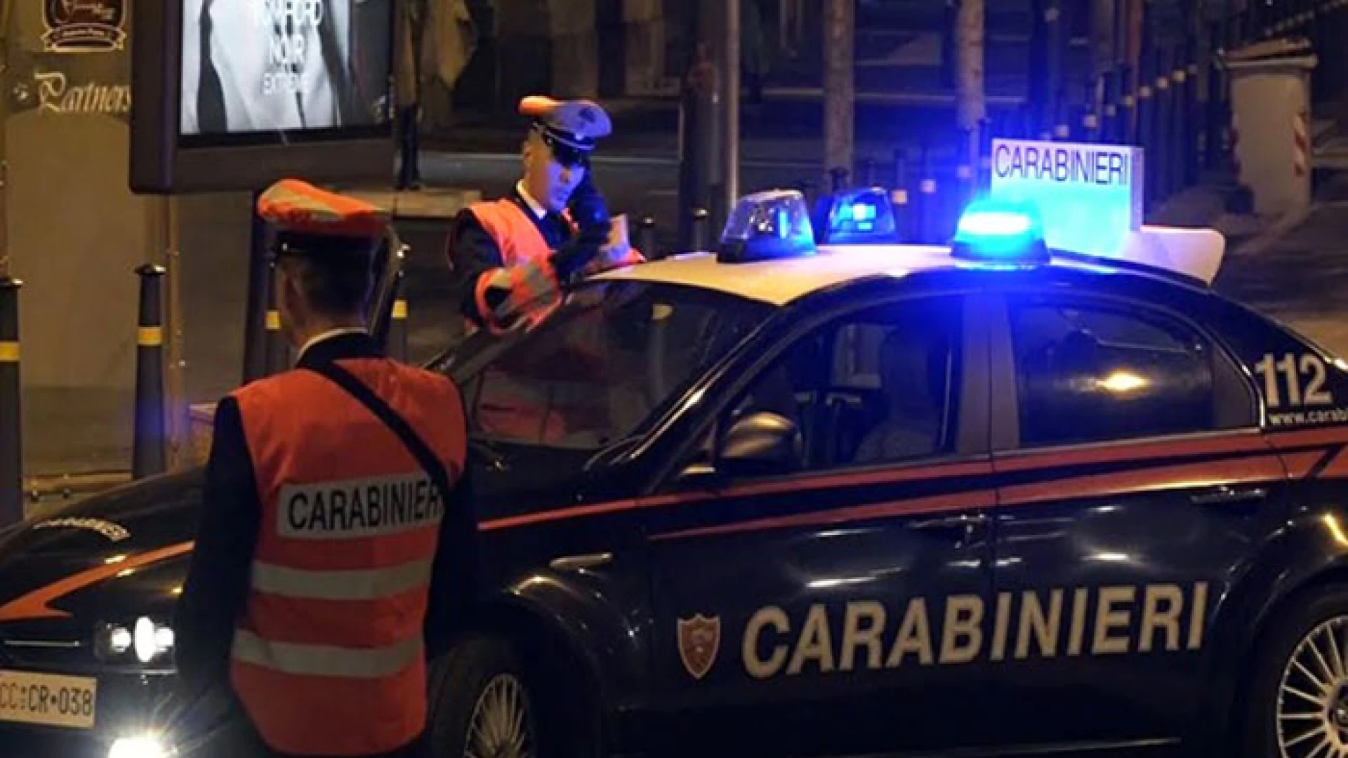 Isernia: Carabinieri in azione durante il week-end, controlli in tutta la provincia, eseguite numerose perquisizioni e accertate violazioni in materia di sicurezza stradale.