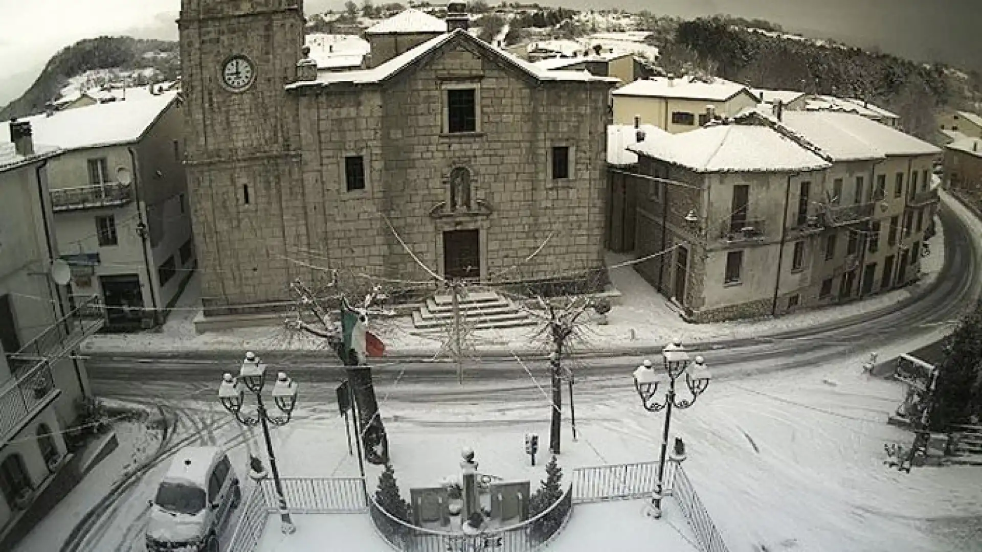 Valle del Volturno: scuole chiuse a Rionero Sannitico e Montenero Val Cocchiara nella giornata di domani. Chiusura anche a Cerro e per la primaria di Rocchetta a Volturno e a Fornelli.