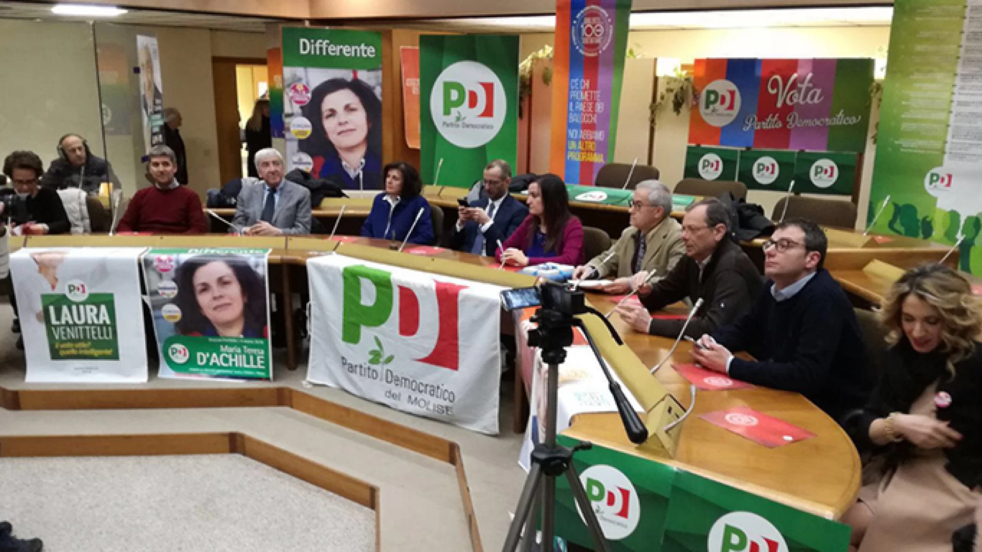 Elezioni: i candidati del centrosinistra incontrano il sindaco di Pesaro Matteo Ricci ex vicepresidente del Partito Democratico.