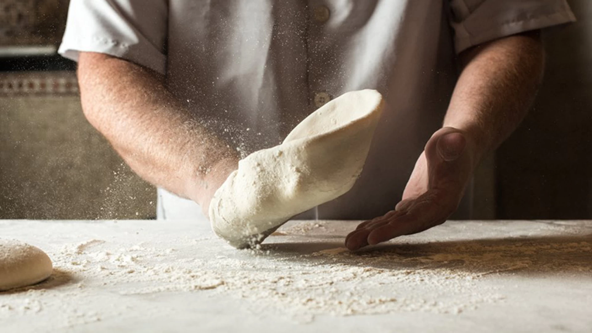 La Pizza napoletana diventa patrimonio dell’Umanità. Il riconoscimento giunto nella notte dal Consiglio Unesco.