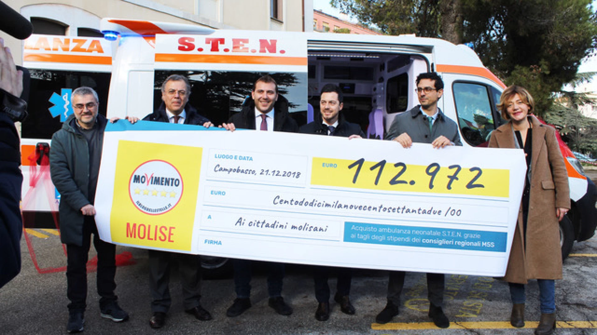 Sanità: con il taglio degli stipendi i consiglieri regionali del Movimento Cinque Stelle donano all’Asrem la prima ambulanza neonatale.