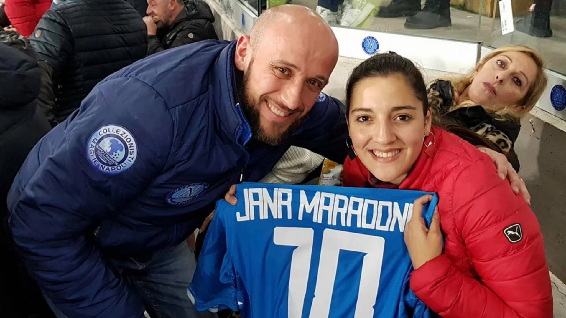 Jana Maradona ospite del Napoli Club Campobasso al San Paolo in occasione della gara Napoli – Lazio.