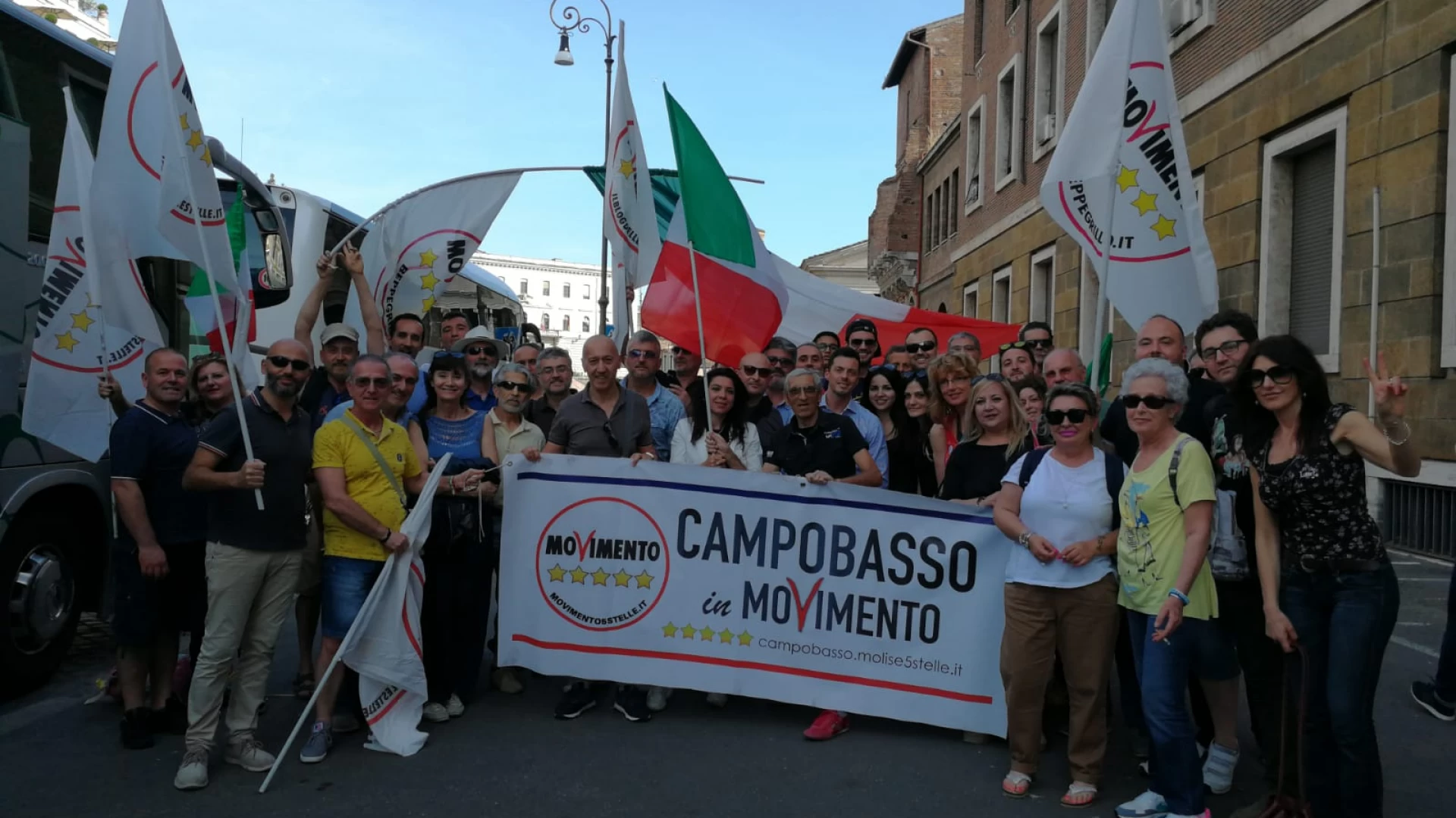 Festa della Repubblica, gli attivisti molisani del Movimento Cinque Stelle presenti a Roma.