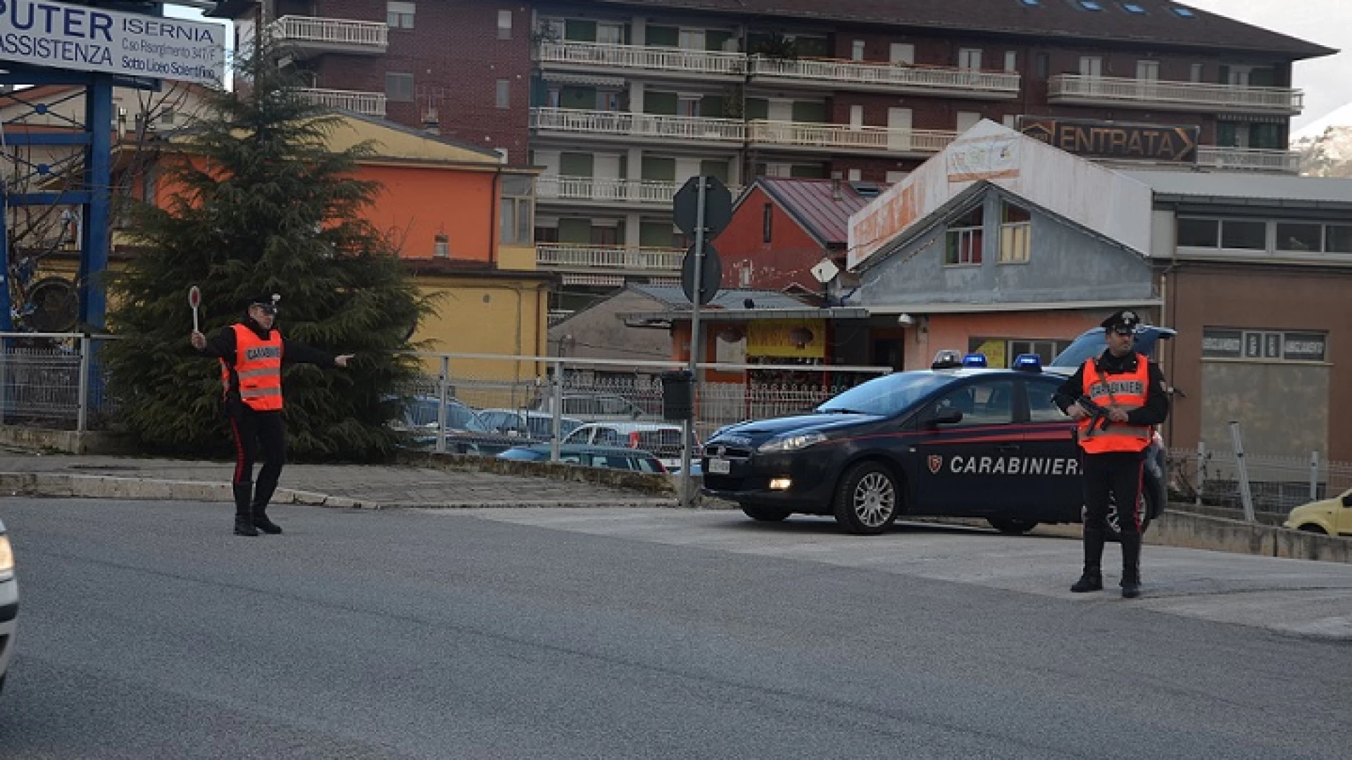 Isernia: Evade dai domiciliari e aggredisce i Carabinieri. Arrestata nigeriana
