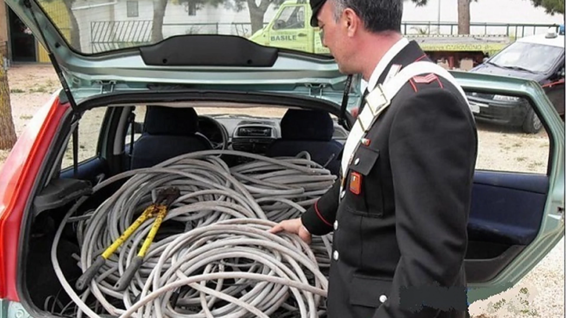 Montaquila: i Carabinieri sventano furto di cavi in rame nei pressi della stazione ferroviaria.
