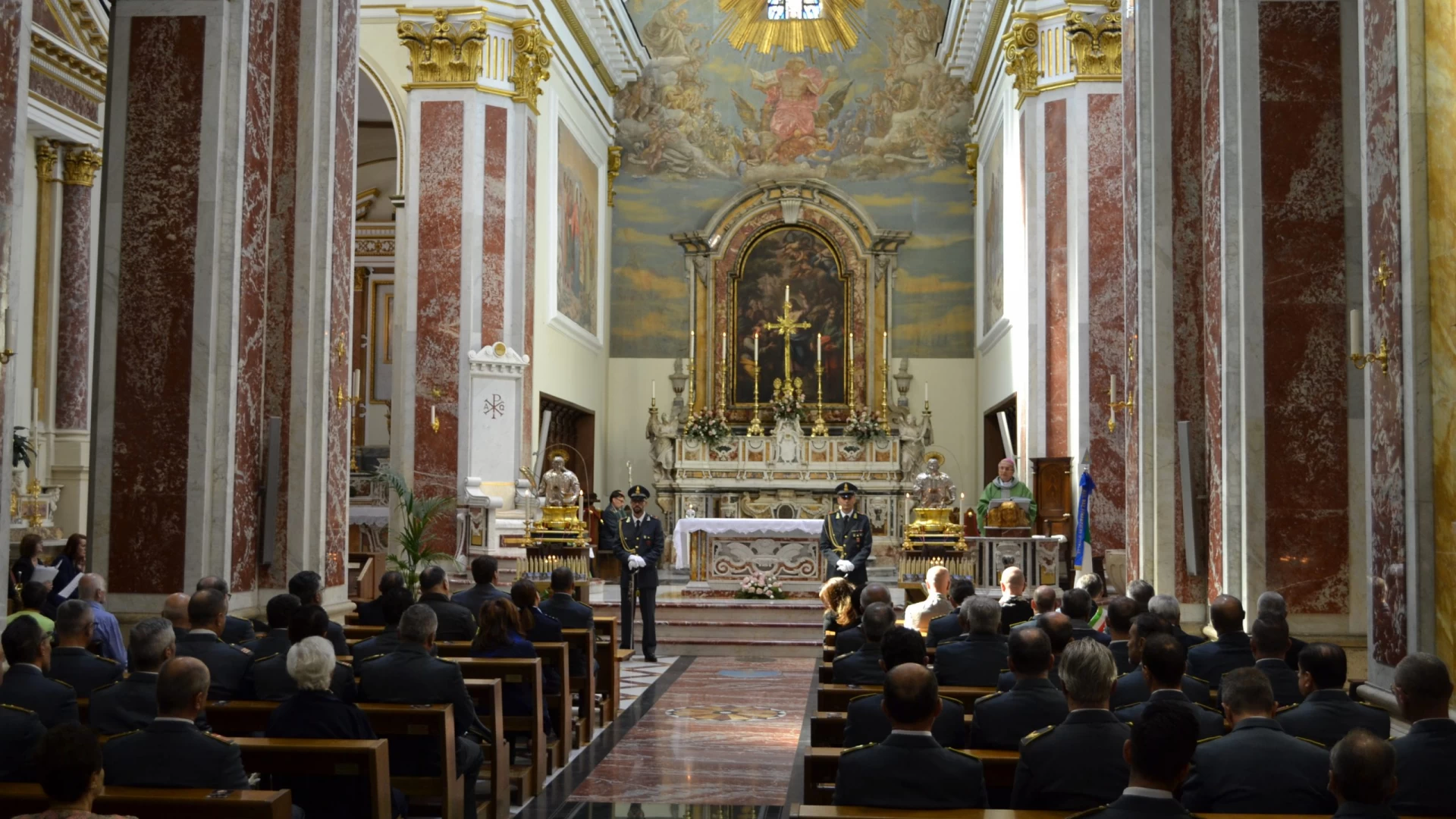 Isernia: il comando provinciale della Finanza ha festeggiato San Matteo. Santa messa dedicata alle vittime del terrorismo e del dovere.