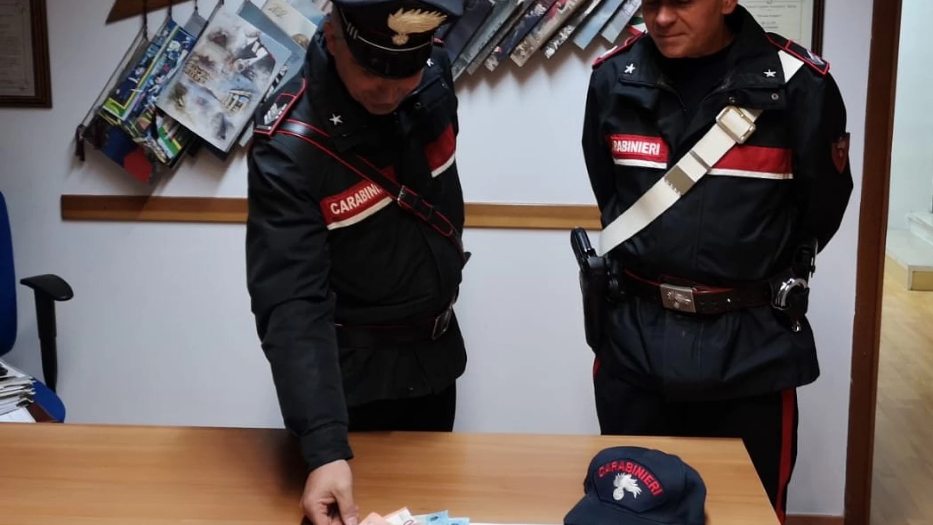 Isernia: Arrestato dai Carabinieri di Isernia un ventenne per detenzione illecita di sostanze stupefacenti.