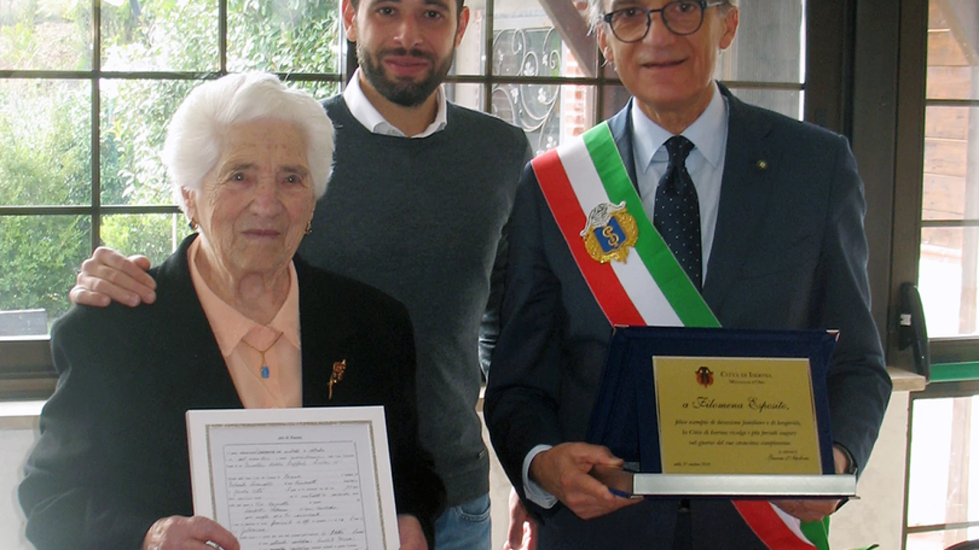Isernia: nonna Filomena ha festeggiato i suoi 100 anni. L’omaggio del sindaco D’Apollonio.