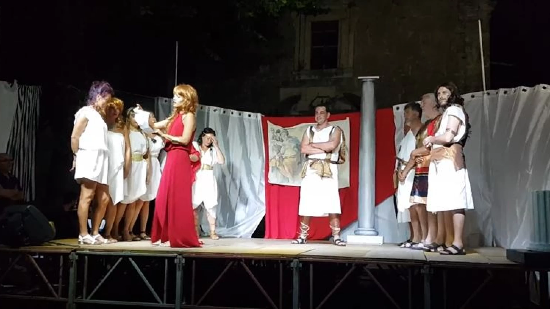 La commedia “La Guerra del Peloponneso” in programma a Montaquila Sabato 11 Gennaio alle ore 20,30 Ex Scuola Comunale.