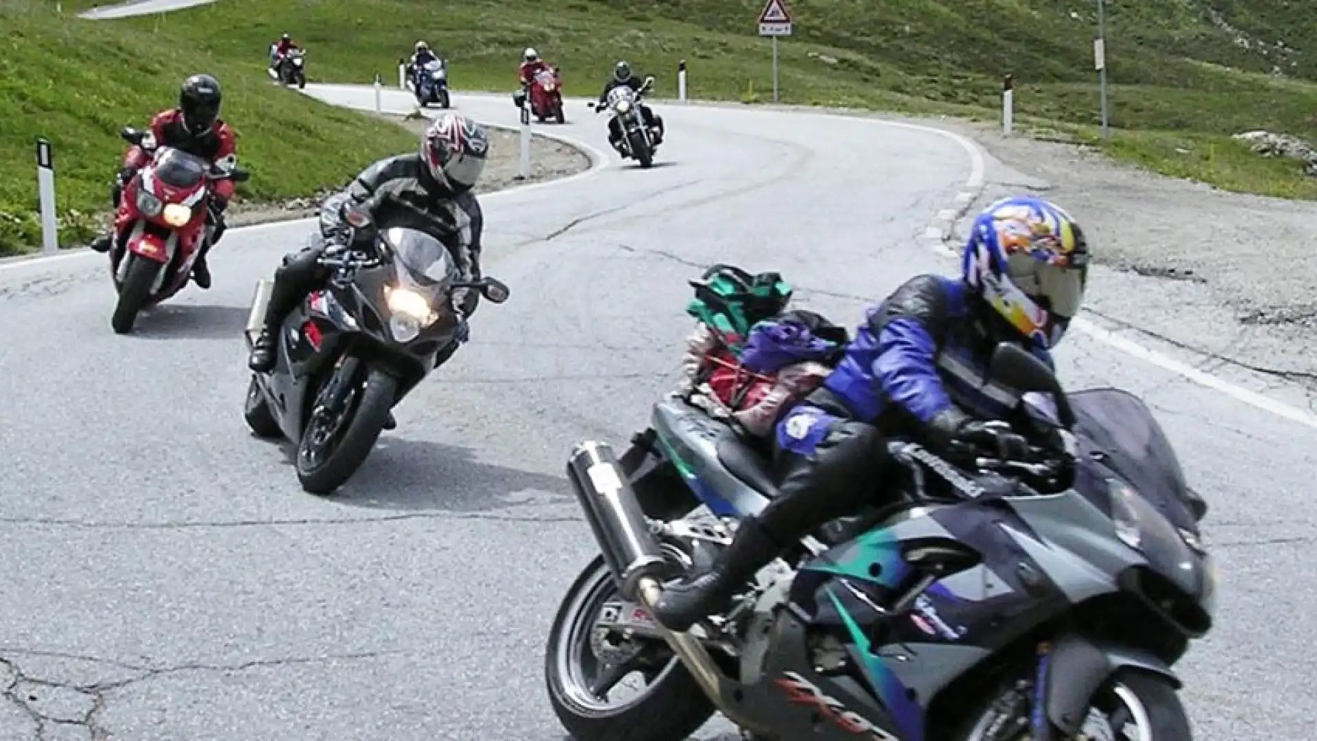 Fornelli: brutto incidente sulla Provinciale Vandra per un motociclista sul ponte che conduce a Isernia.