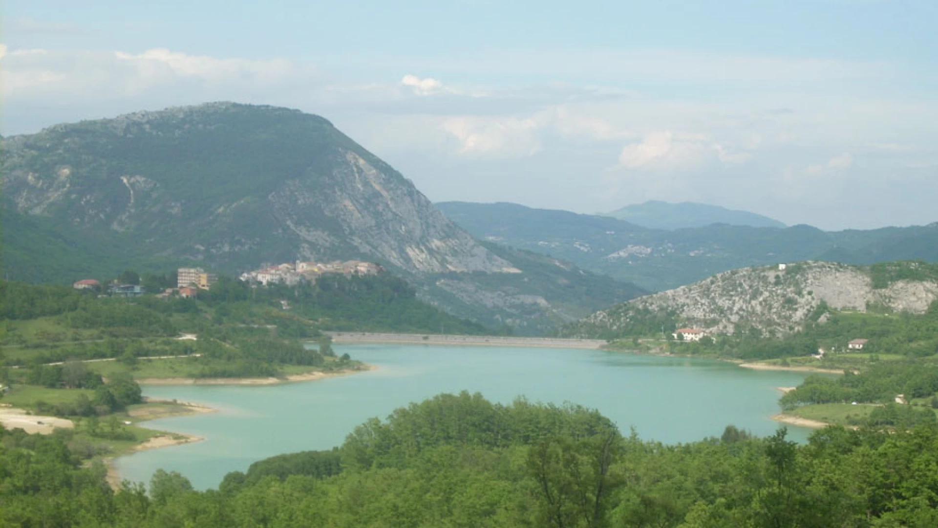 Fine settimana da record per lago di Castel San Vincenzo e Mainarde. Oltre 4mila le presenze turistiche registrate.