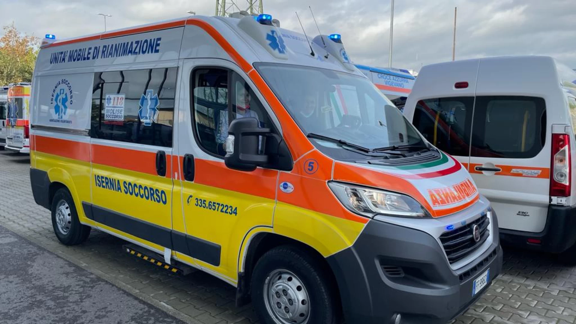 Isernia: una nuova ambulanza acquistata da “Isernia Soccorso” per sostituire quella dell’incidente del dicembre 2019.