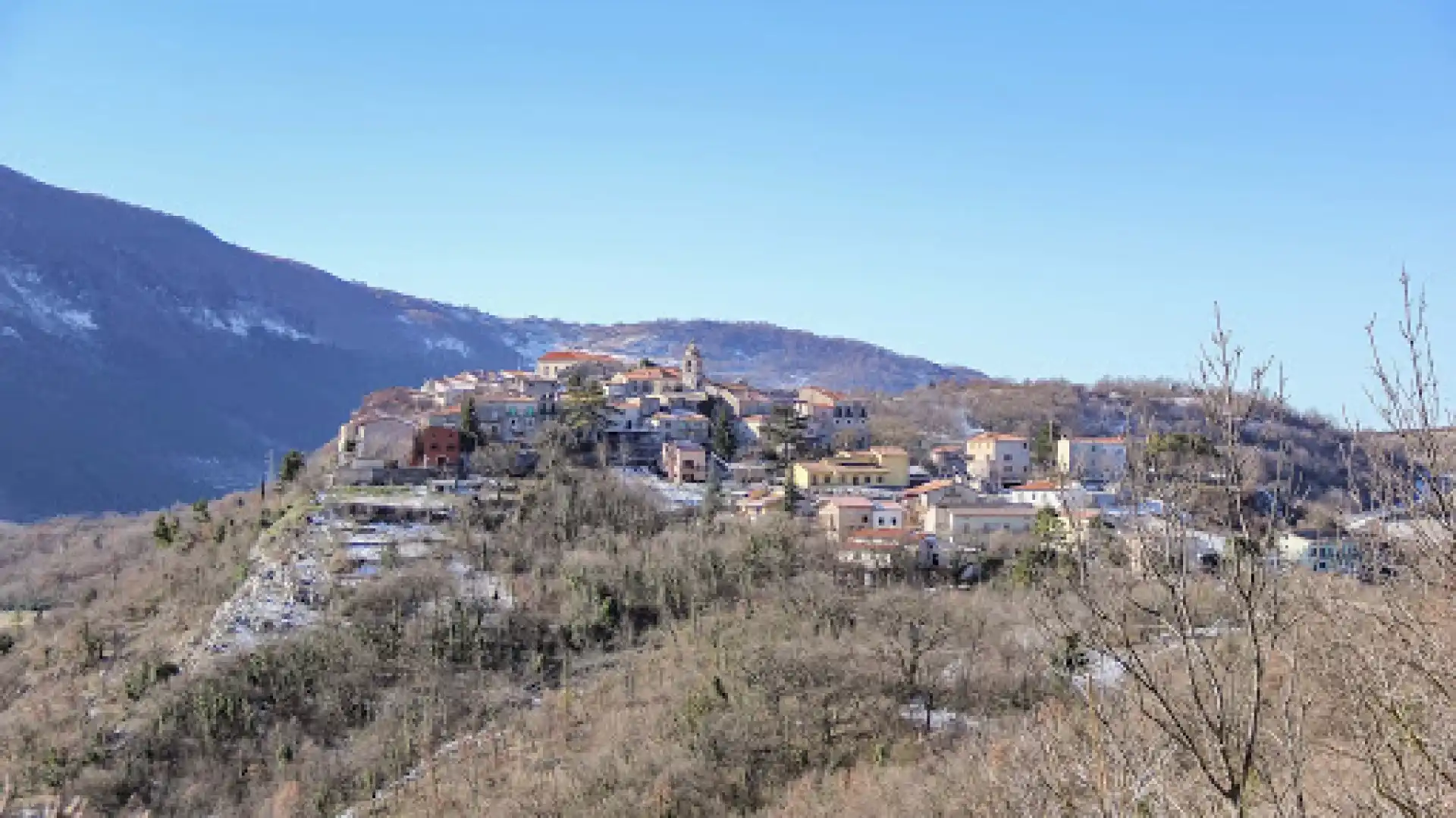 Castelpetroso: il sindaco Tamburri proroga la chiusura della scuola