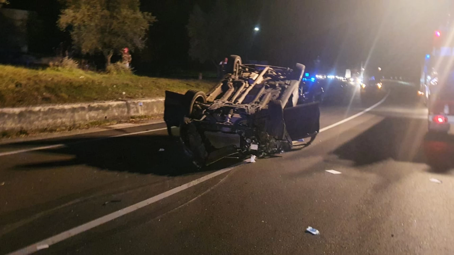 Macchia d’Isernia: mega incidente tra 5 automobili sulla statale 85 Venafrana. Sul posto soccorritori e Vigili del Fuoco.
