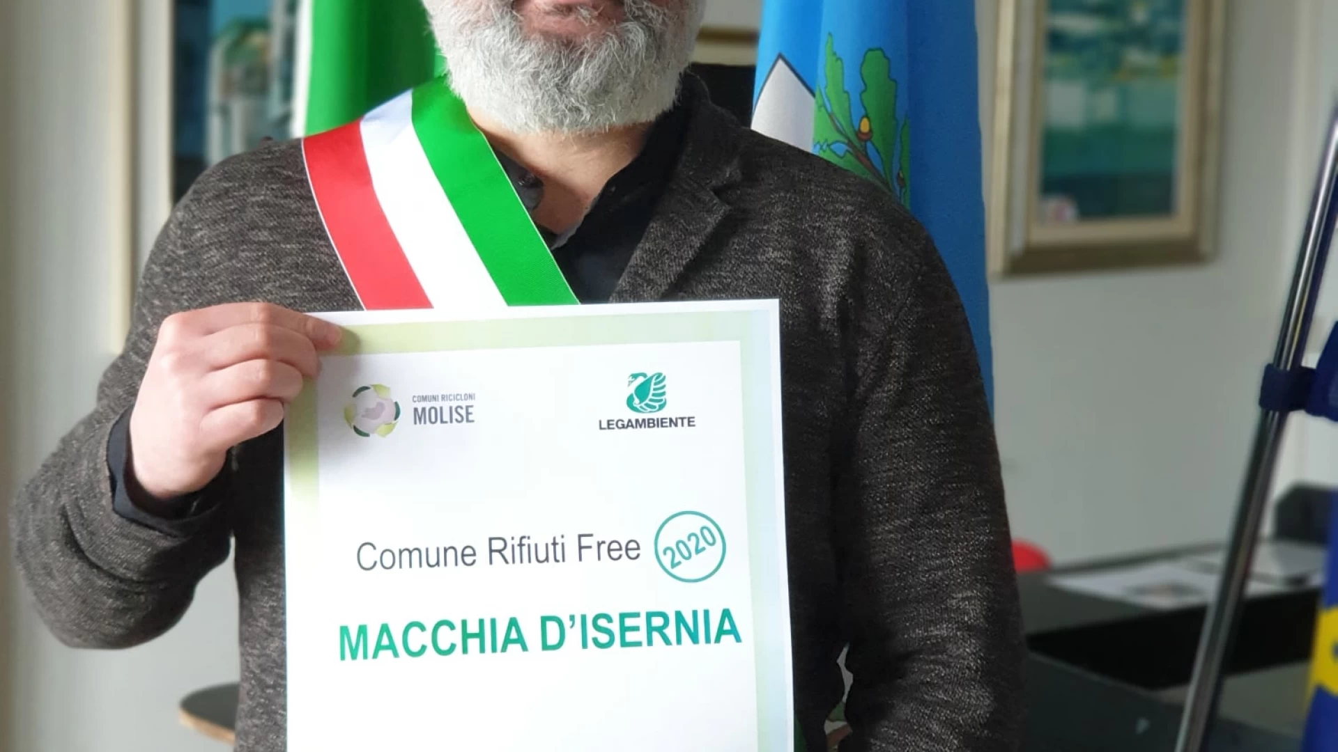 Macchia d’Isernia premiato da Legambiente. E’ un comune rifiuti free per il 2019.