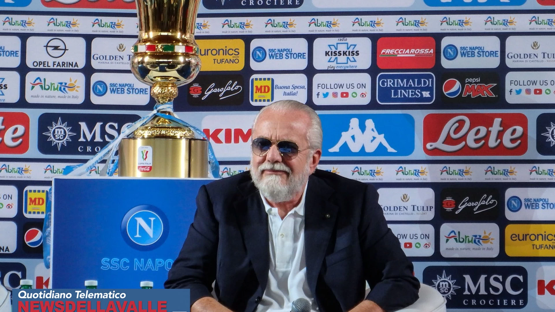 Sport: gli auguri Pasquali del presidente della Sscn Napoli Aurelio De Laurentiis ai tifosi