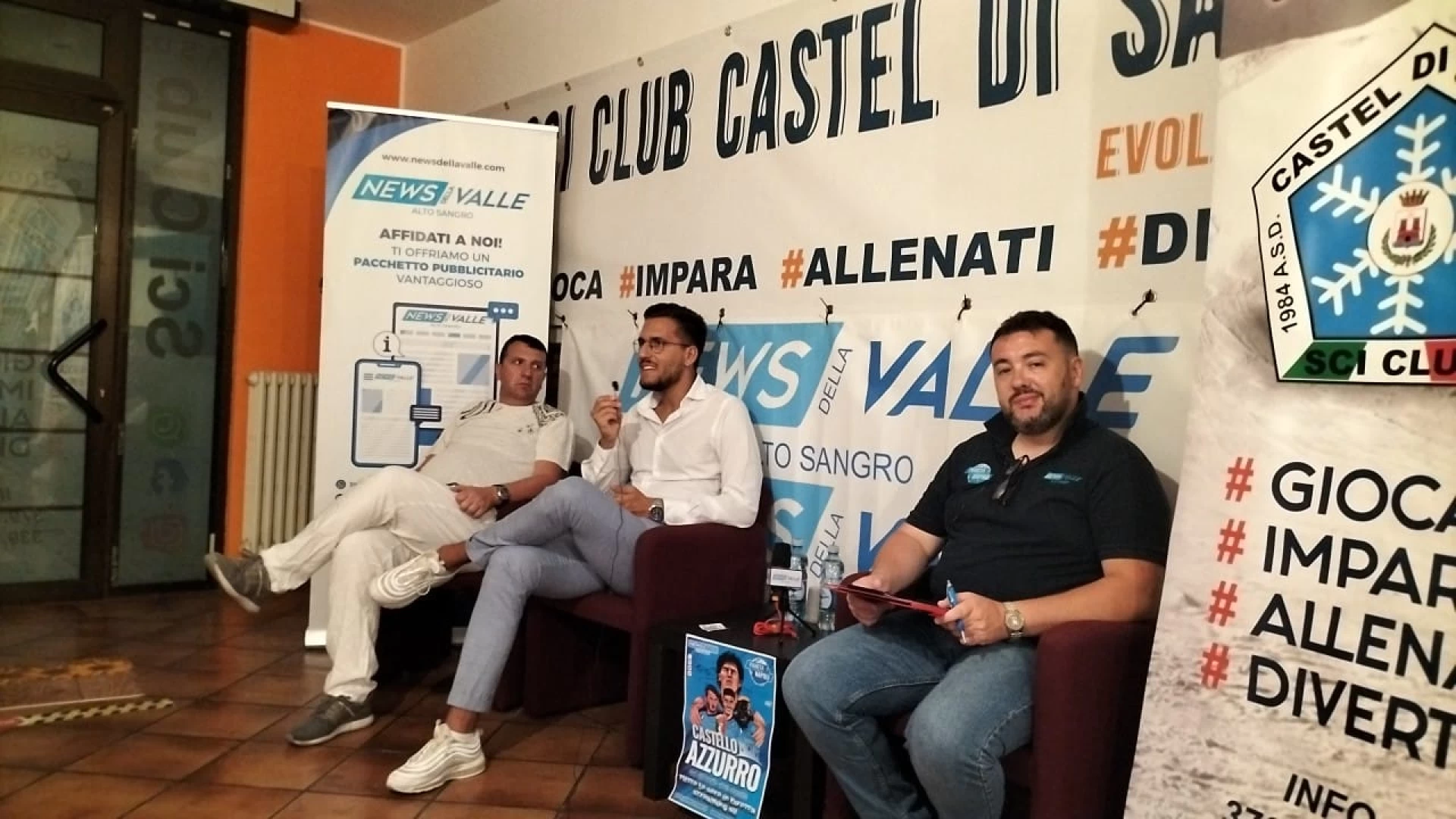 Castello Azzurro: rivedi la quarta puntata della nostra trasmissione. Ospite il giornalista di Pianetanapoli Daniele Rodia. Guarda il video
