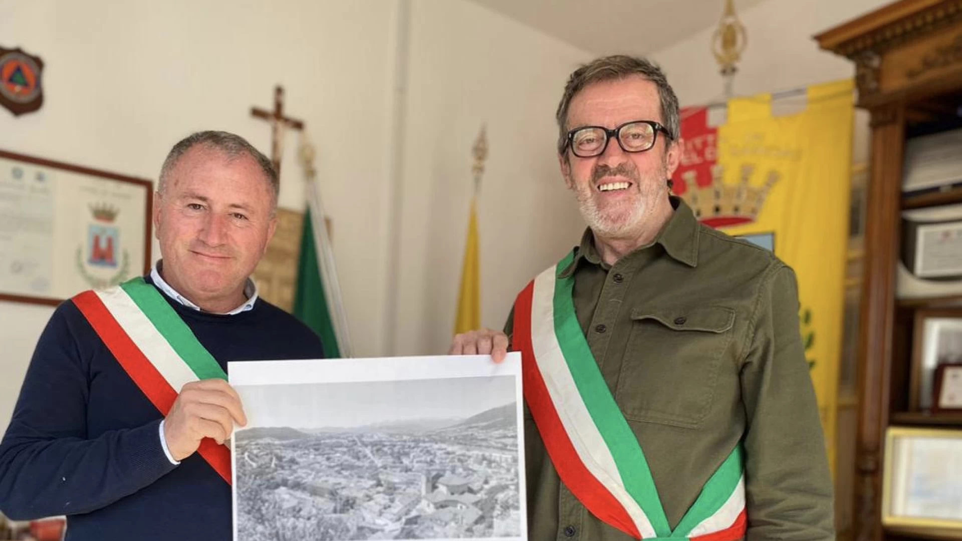 Da Castel Romito a Castel Di Sangro: visita dell'attore Sergio Meogrossi al sindaco Angelo Caruso.