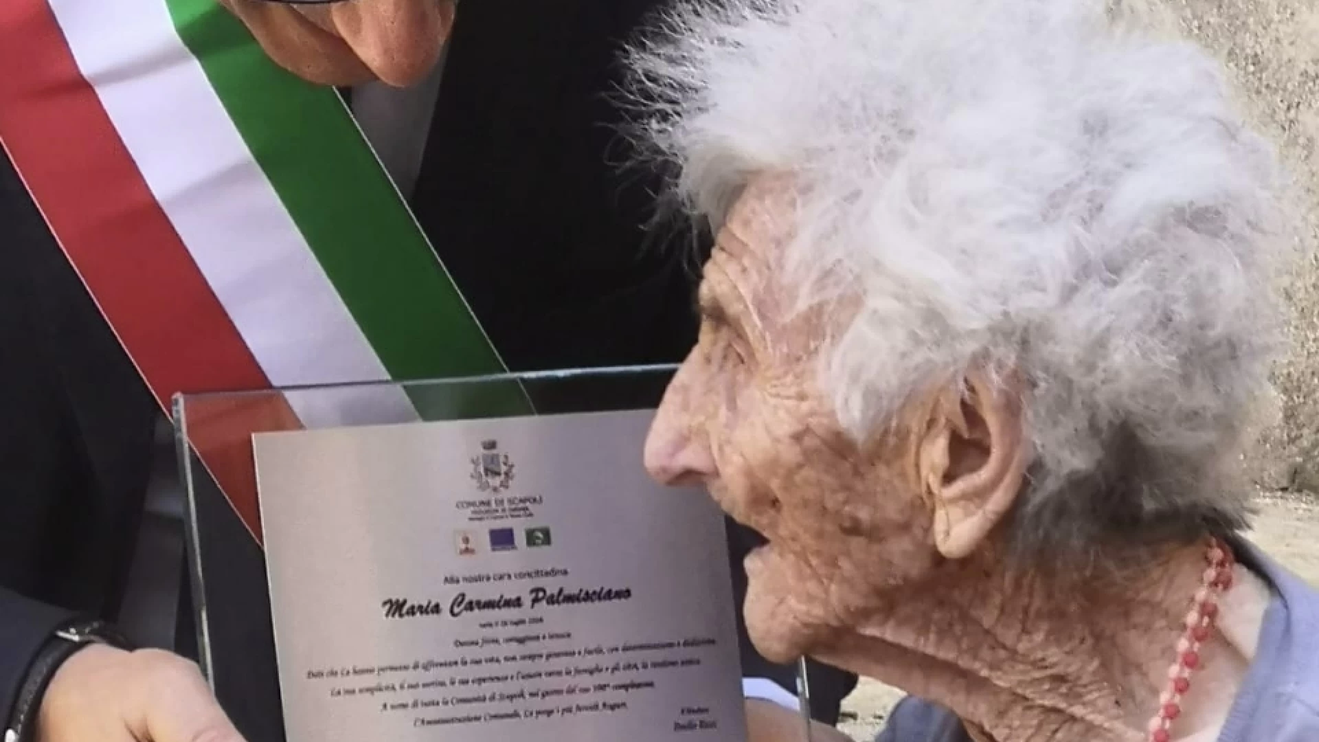 Scapoli: grande festa per i 100 anni di nonna Maria Carmina Palmisciano. L'omaggio del sindaco Emilio Ricci e dell'amministrazione comunale