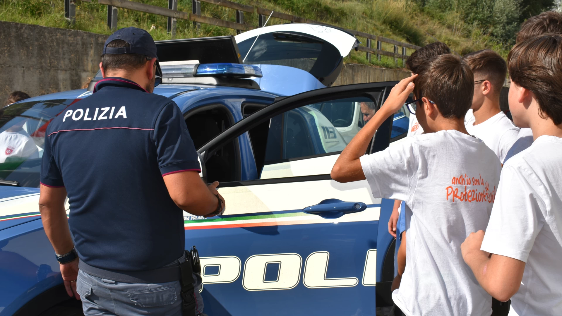 La Polizia di Stato incontra i ragazzi del Campo Scuola “Anch’io sono la Protezione Civile”.