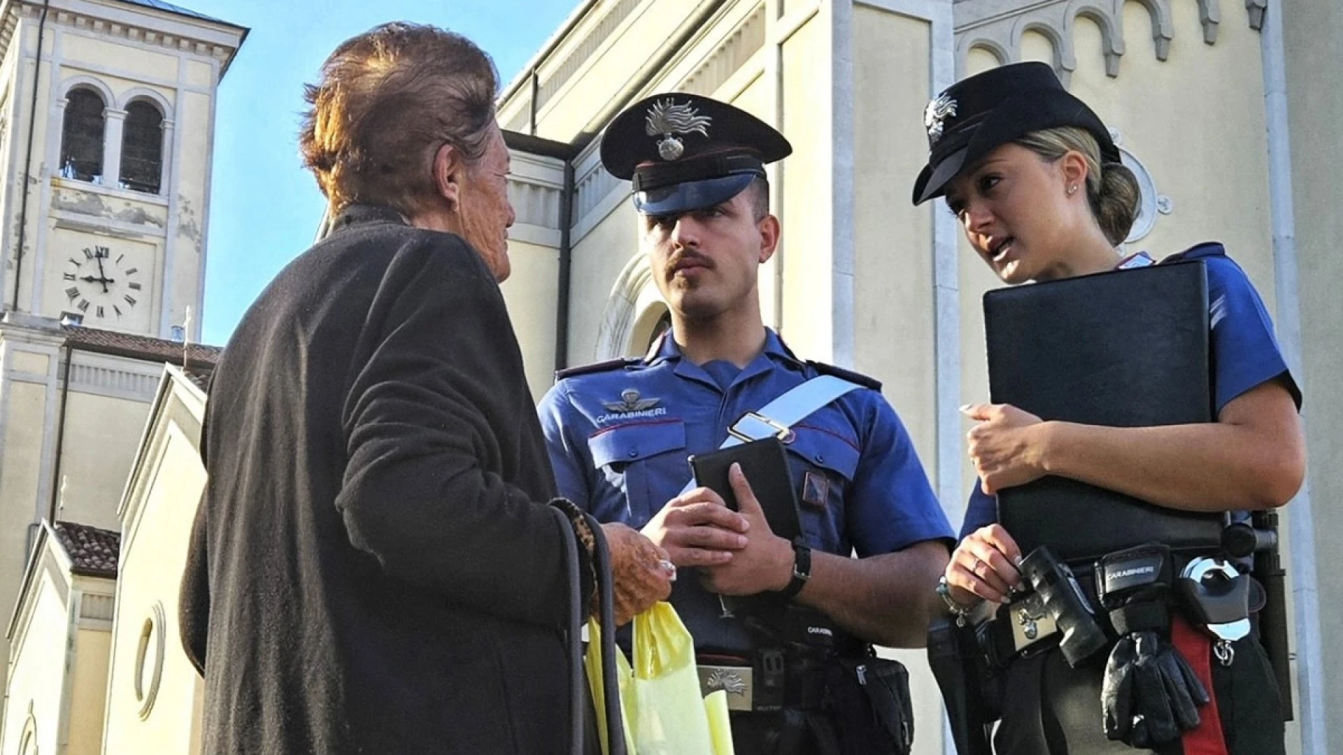 Agnone: sola in casa e in condizioni di salute precarie. I Carabinieri intervengono in soccorso di una anziana del posto.