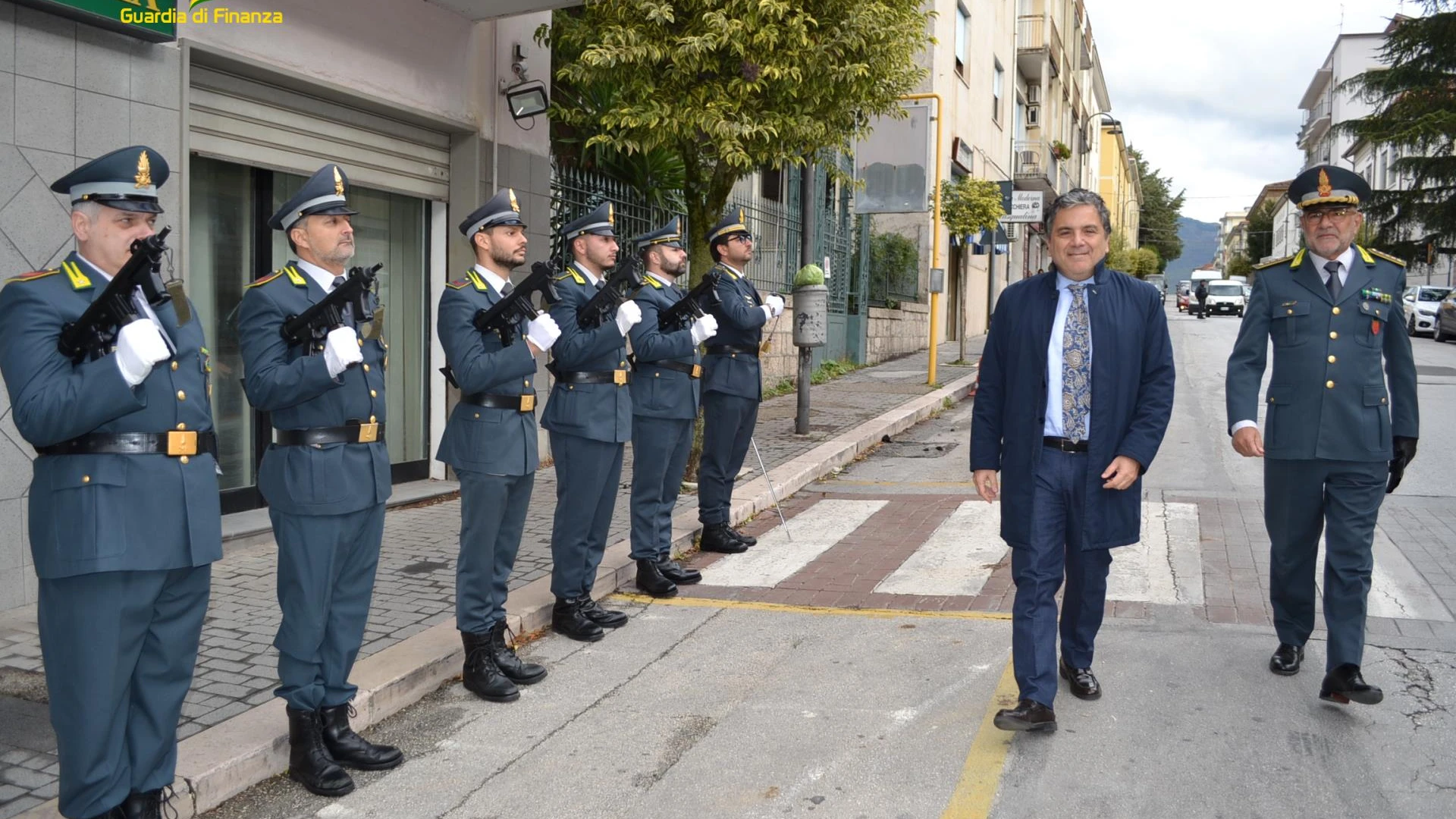 IL Nuovo Prefetto di Isernia Montella ha visitato il Comando Provinciale di Isernia della Guardia di FInanza