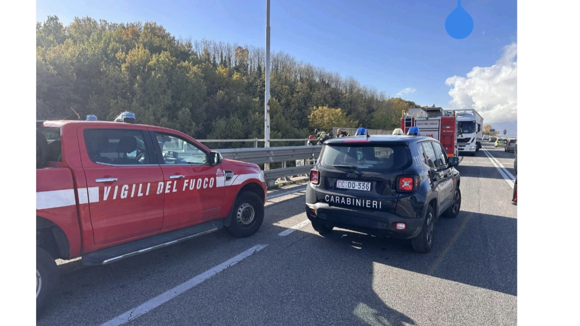 Isernia: tenta di lanciarsi dal viadotto Longano sulla statale 85, salvato dai Carabinieri.