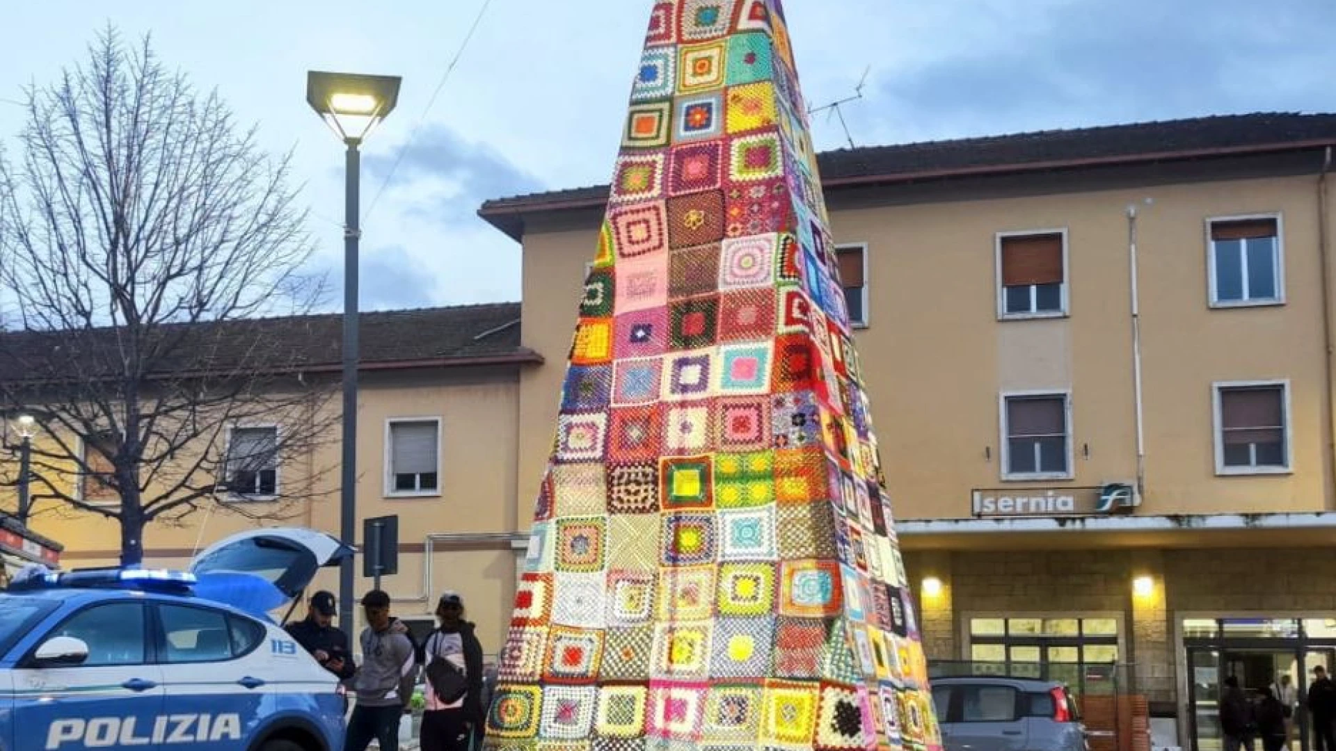 La Polizia di Stato di Isernia, in vista delle festività natalizie, rafforza i controlli in città e in Provincia – fermati 2 giovani in possesso di cocaina