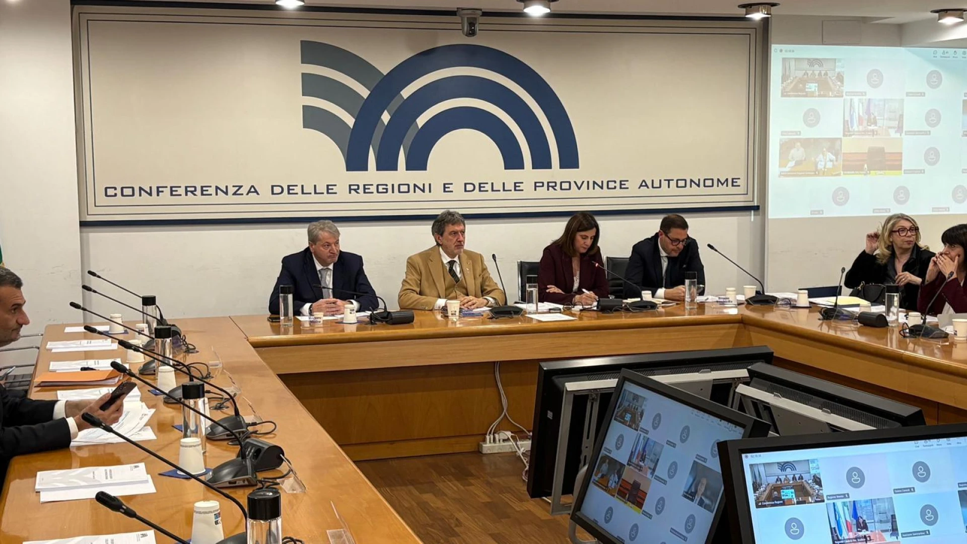 Conferenza delle Regioni, il Presidente Francesco Roberti alla seduta ordinaria: focus su infrastrutture e politiche sociali.