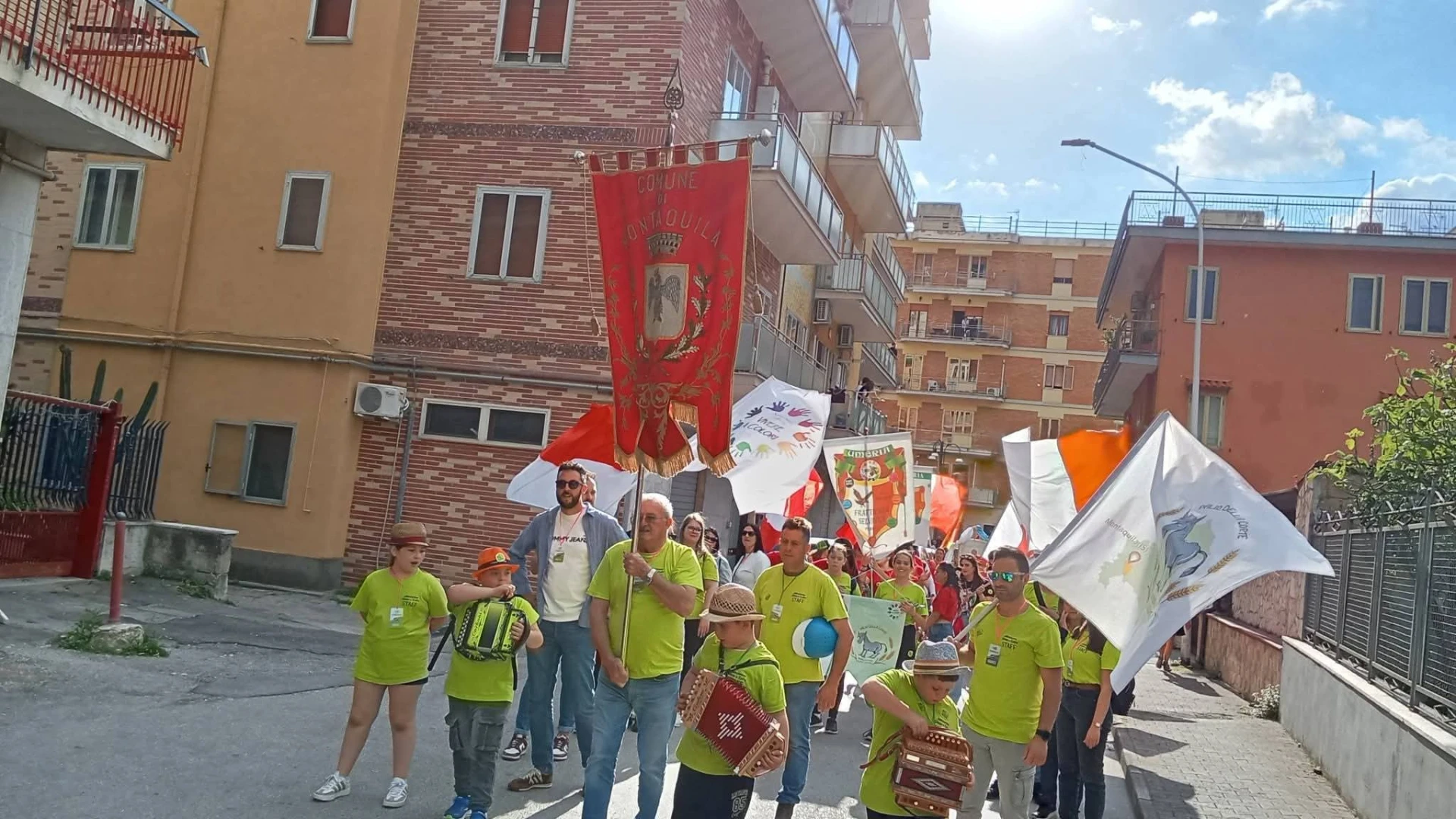 Il Molise trionfa in identità: Montaquila e l'Associazione "Vivere a Colori" incantano al Palio del Casale