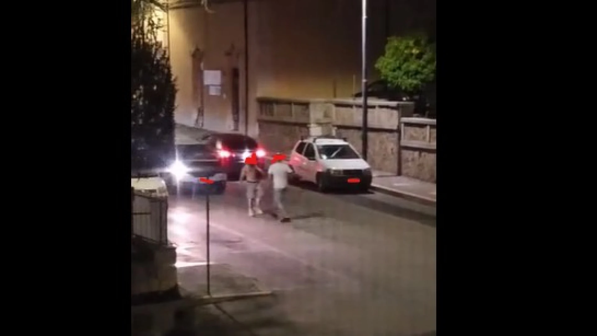 Rissa a Venafro, intervengono i Carabinieri: tre pattuglie sul posto.