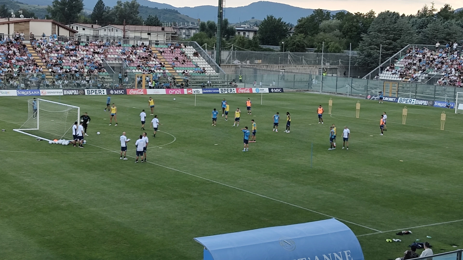Castel Di Sangro: day 10, il Napoli si allena al Patini. Seduta pomeridiana. Report allenamento.