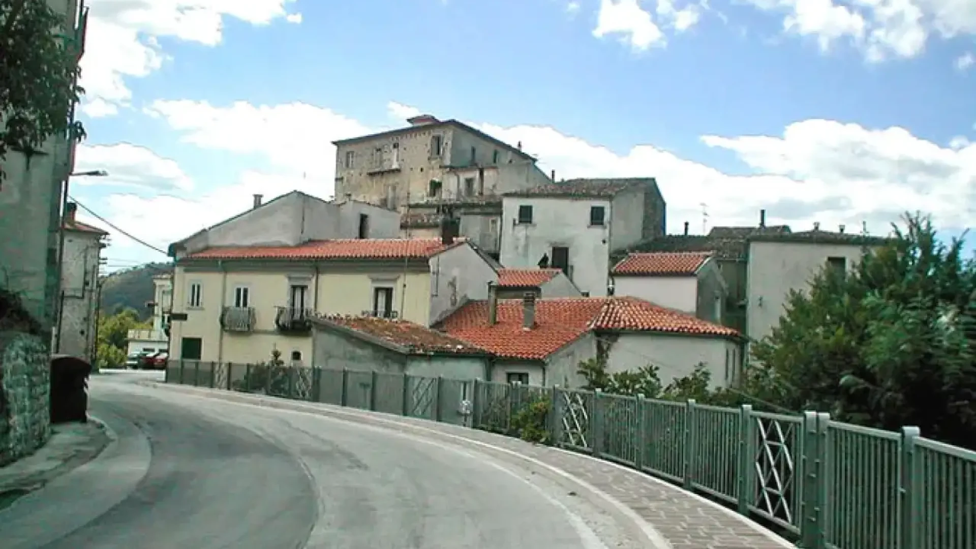 Acquaviva d’Isernia: il comune avvia la ricognizione dei loculi del cimitero comunale. Avviso pubblico rivolto alla cittadinanza.