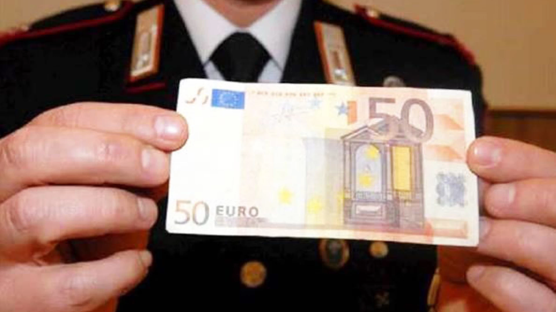 Isernia: stava spacciando banconote false da 50 euro, 30 enne del posto fermato dai Carabinieri.