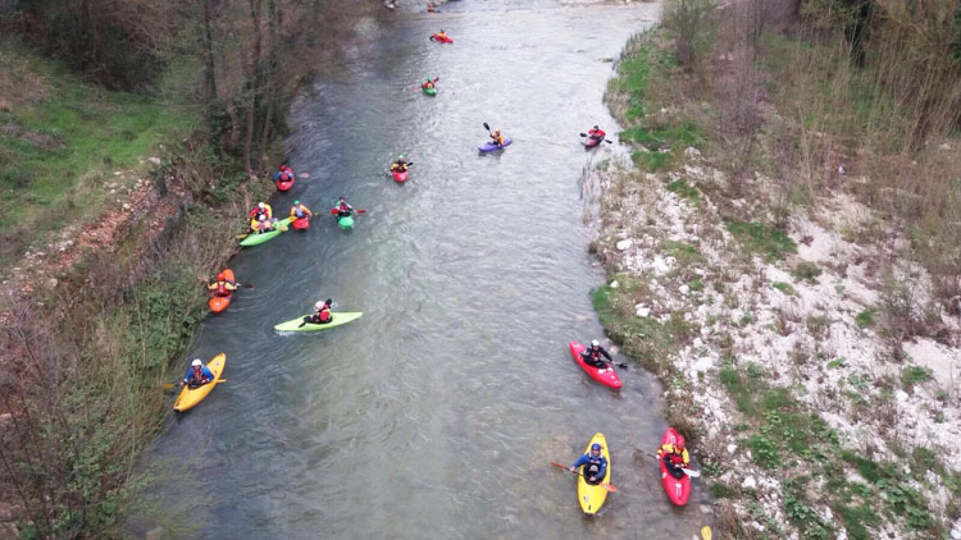 "Fiumi Molisani", le canoe sfidano le rapide del Volturno. (Photogallery)