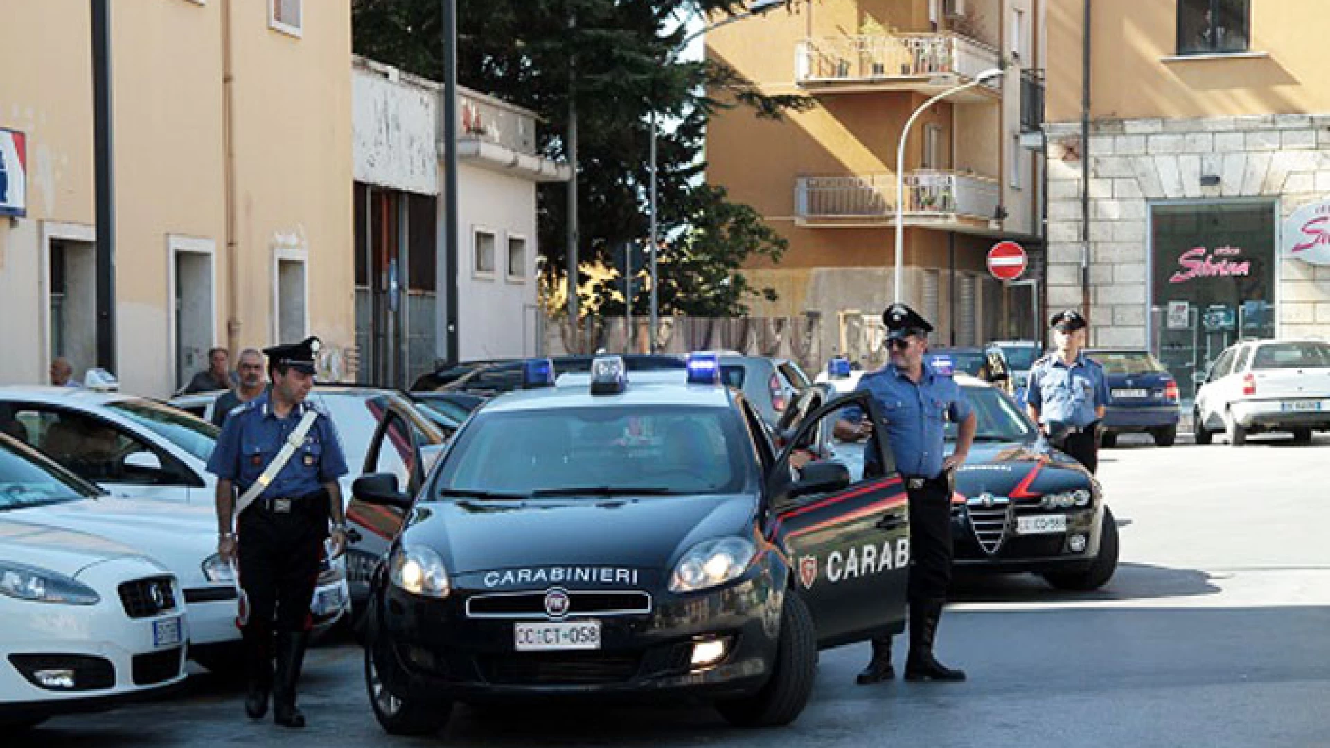 Venafro: minacciano di morte una pattuglia dei Carabinieri. Denunciati un 40 ed un 18 enne del posto. Controlli straordinari dei Carabinieri sul territorio.