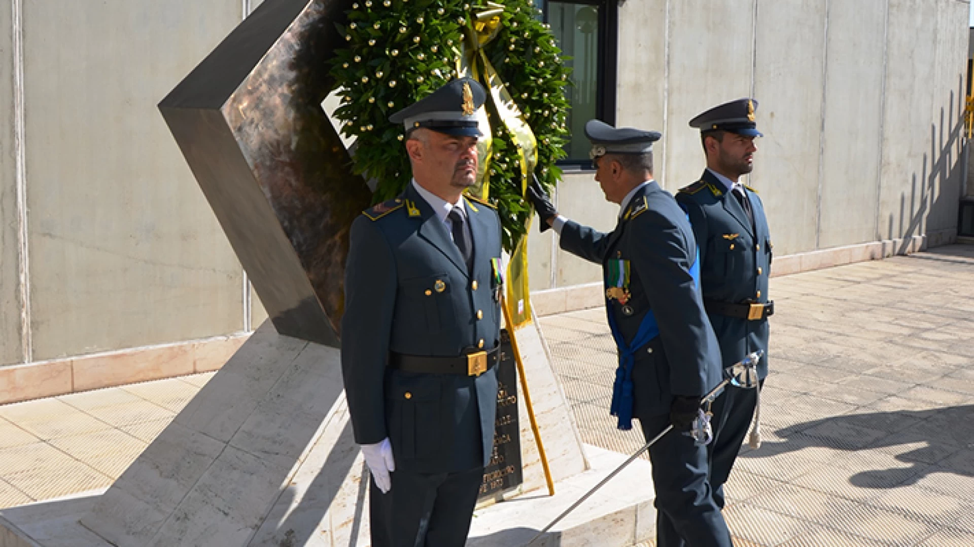 San Felice del Molise, la Guardia di Finanza di Campobasso depone una corona in ricordo di Antonio Zara