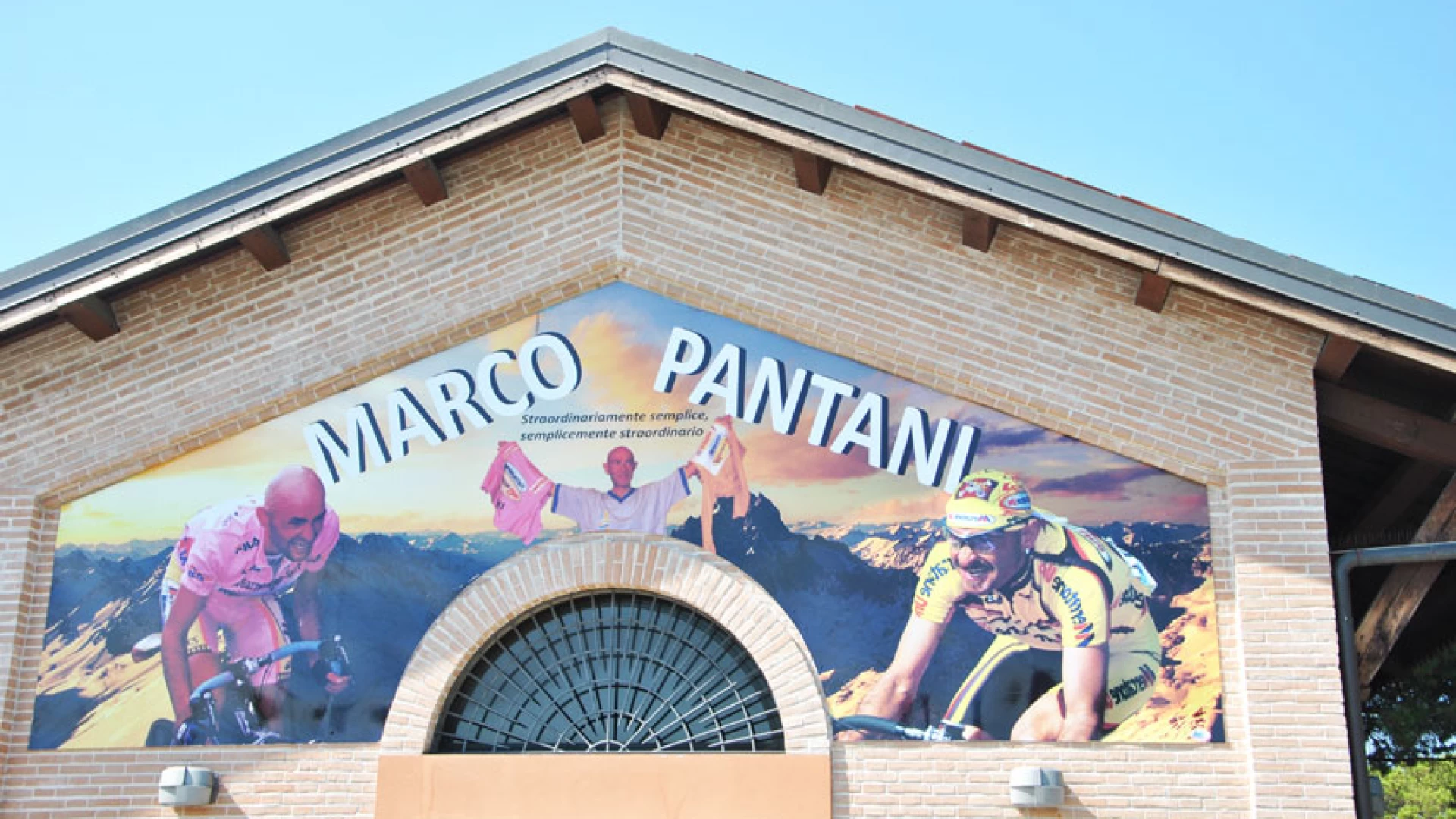 A tredici anni dalla morte di Marco Pantani, la nostra redazione vuole ricordarlo cosi.