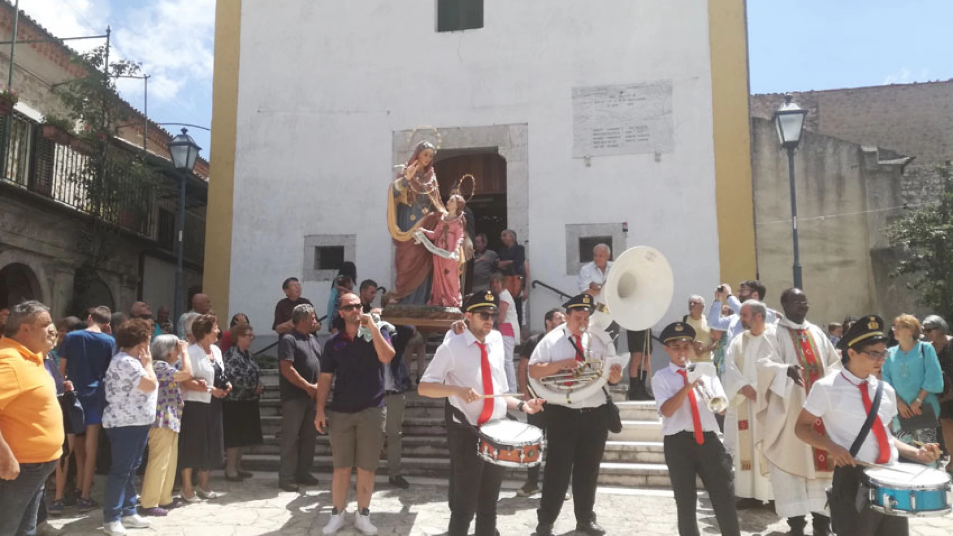 Colli e Selvone unite dal pellegrinaggio in onore di Sant'Anna. Ripetuti i solenni festeggiamenti.