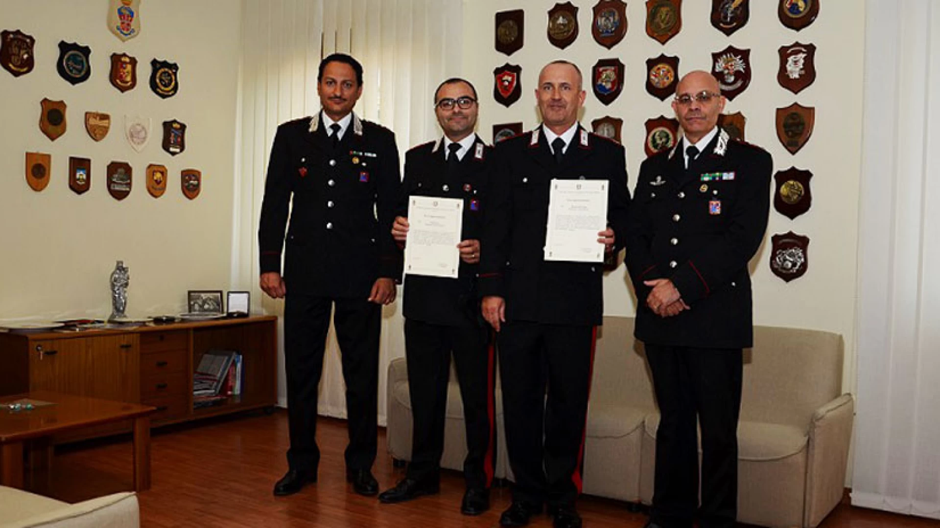 Isernia: Carabinieri premiati per l’arresto di un marito violento che aveva tentato di accoltellare la moglie.