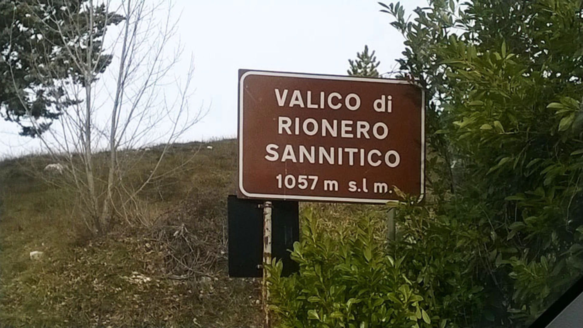 Il Comune di Rionero Sannitico è morto. La minoranza consiliare affigge manifesti funebri per tutto il paese. Bilancio consuntivo chiuso con un debito di quasi 800mila euro.
