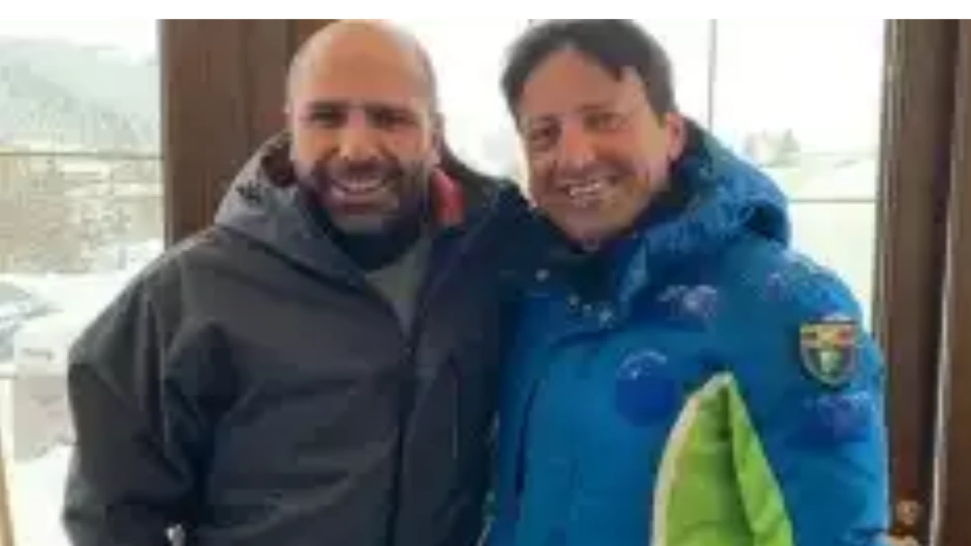 Roccaraso: Checco Zalone rimane bloccato dalla neve, 'salvato' dal sindaco Di Donato.