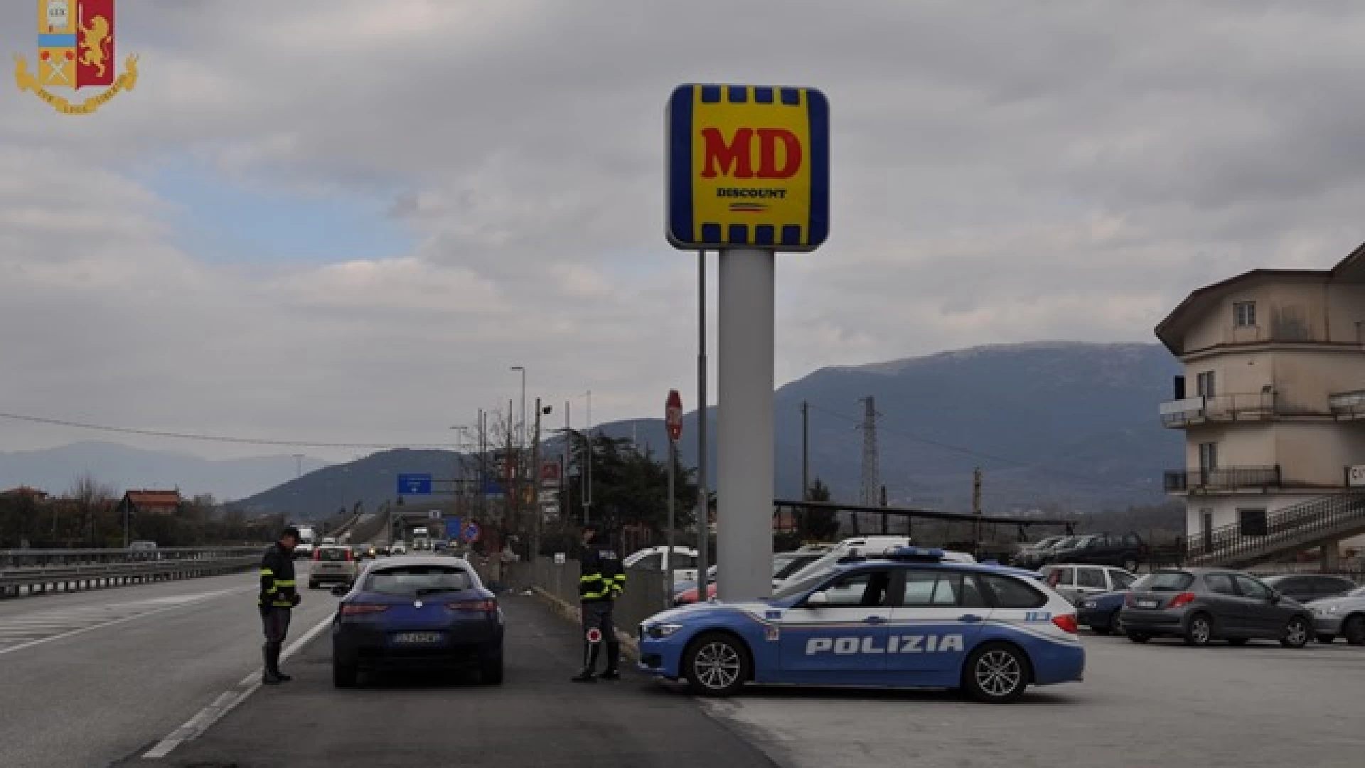 Fine settimana intenso di controlli della Polizia di Stato. Utilizzate 24 pattuglie sulle arterie della provincia. Guarda il video.