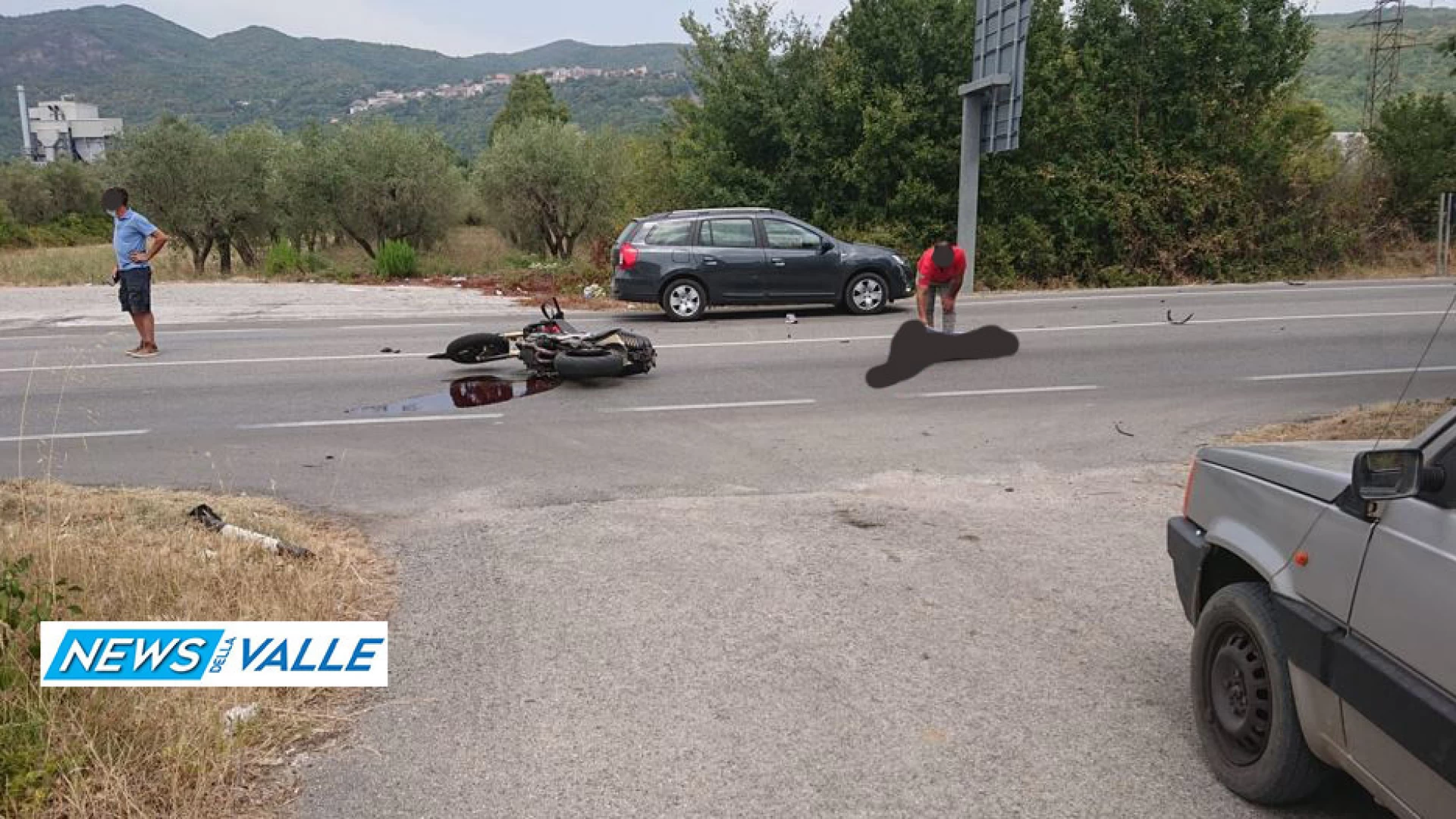 Statale 85 Venafrana: scontro violento tra auto e moto. Centauro deceduto all’altezza del Centro Commerciale i Melograni.