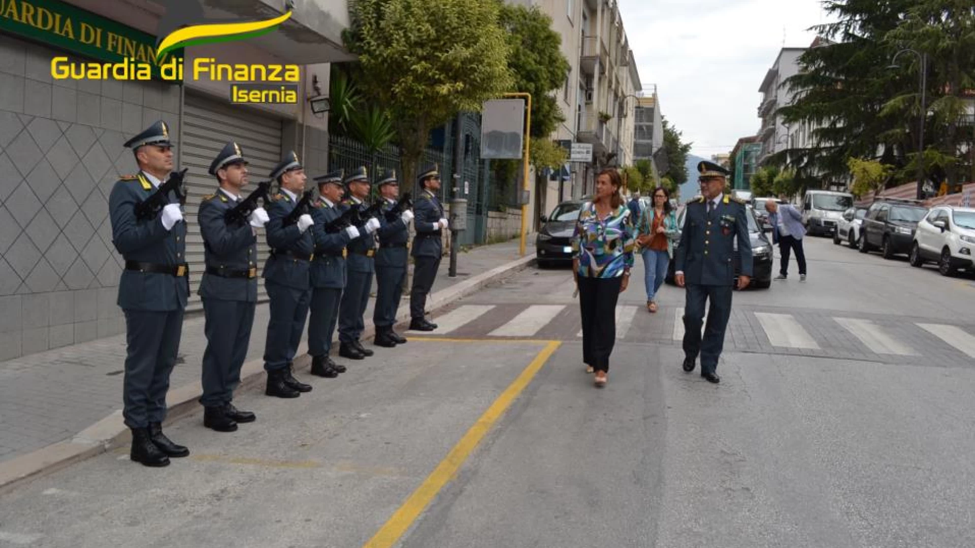 Isernia: il Prefetto Tancredi ha visitato il comando Provinciale della Guardia di Finanza.