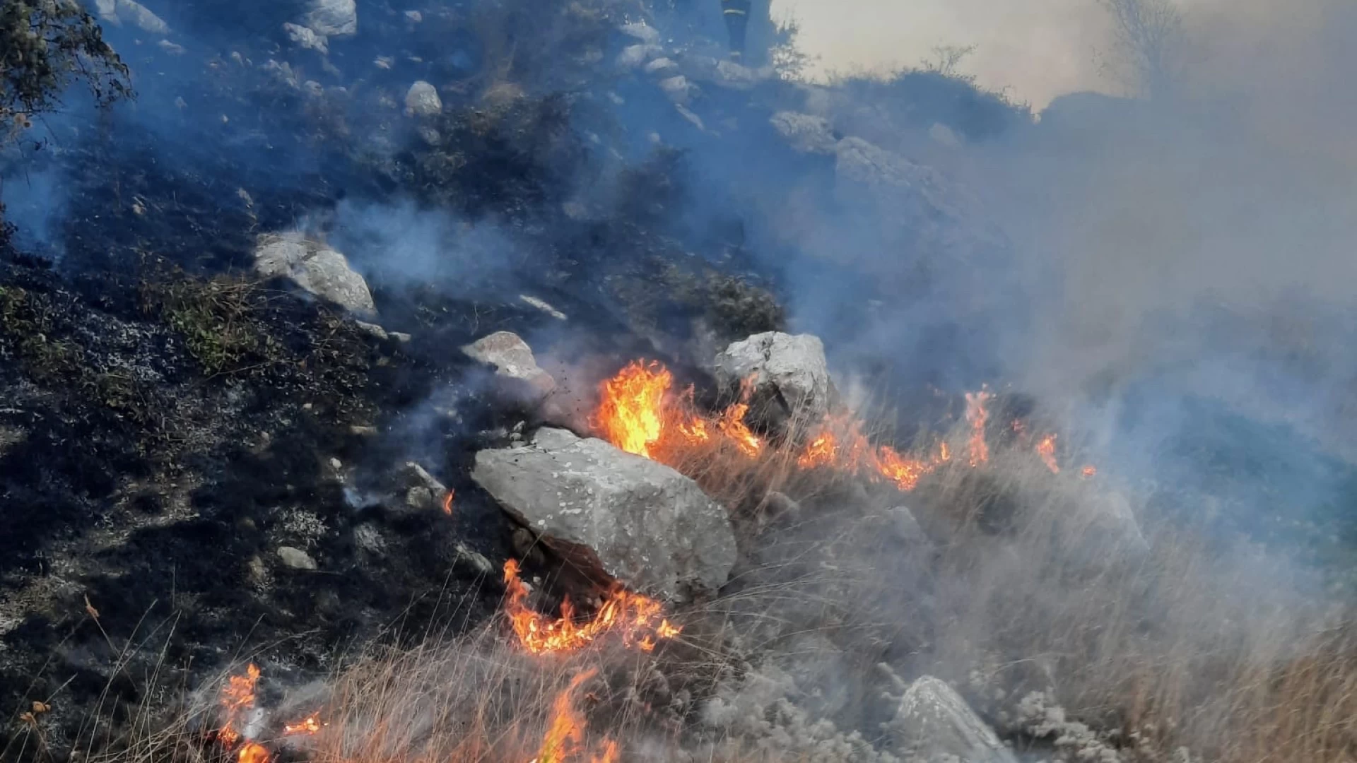 Pomeriggio di fuoco in Provincia di Isernia. Due gli incendi a Pozzilli e Agnone.