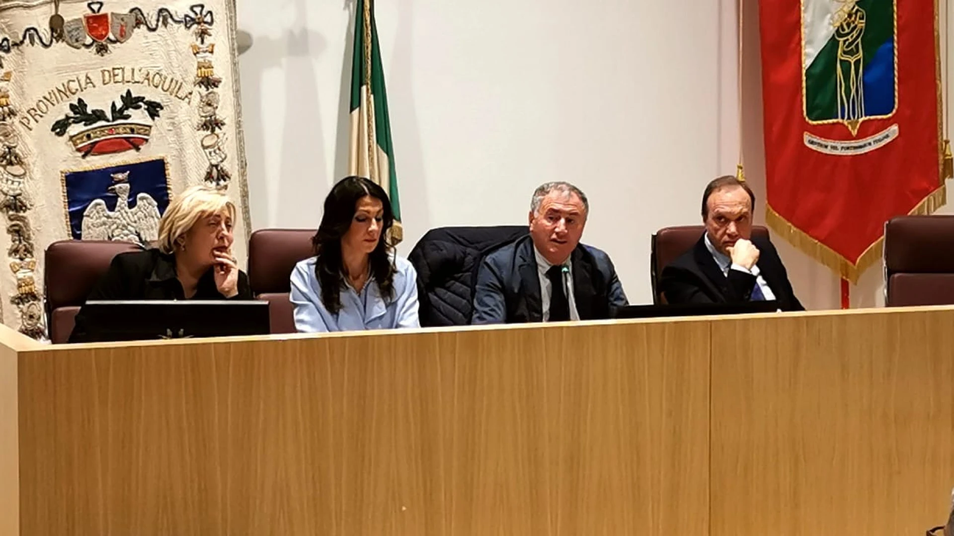 Provincia dell'Aquila: sindaci e Consiglio approvano all'unanimita' DUP E Bilancio 2025-2027