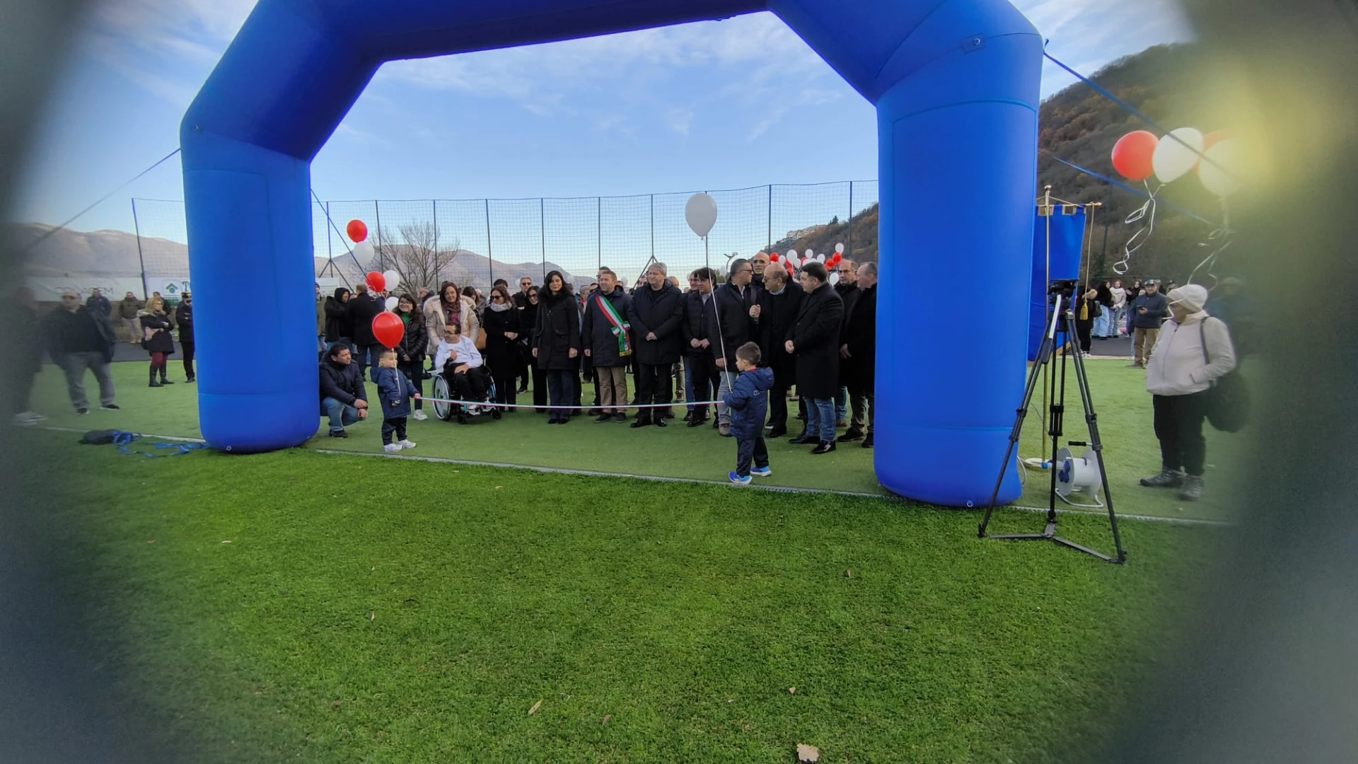 Sesto Campano: inaugurato il nuovo stadio comunale. Gioiello di tecnologia ed innovazione. Nel pomeriggio la cerimonia di apertura. GUARDA IL SERVIZIO.