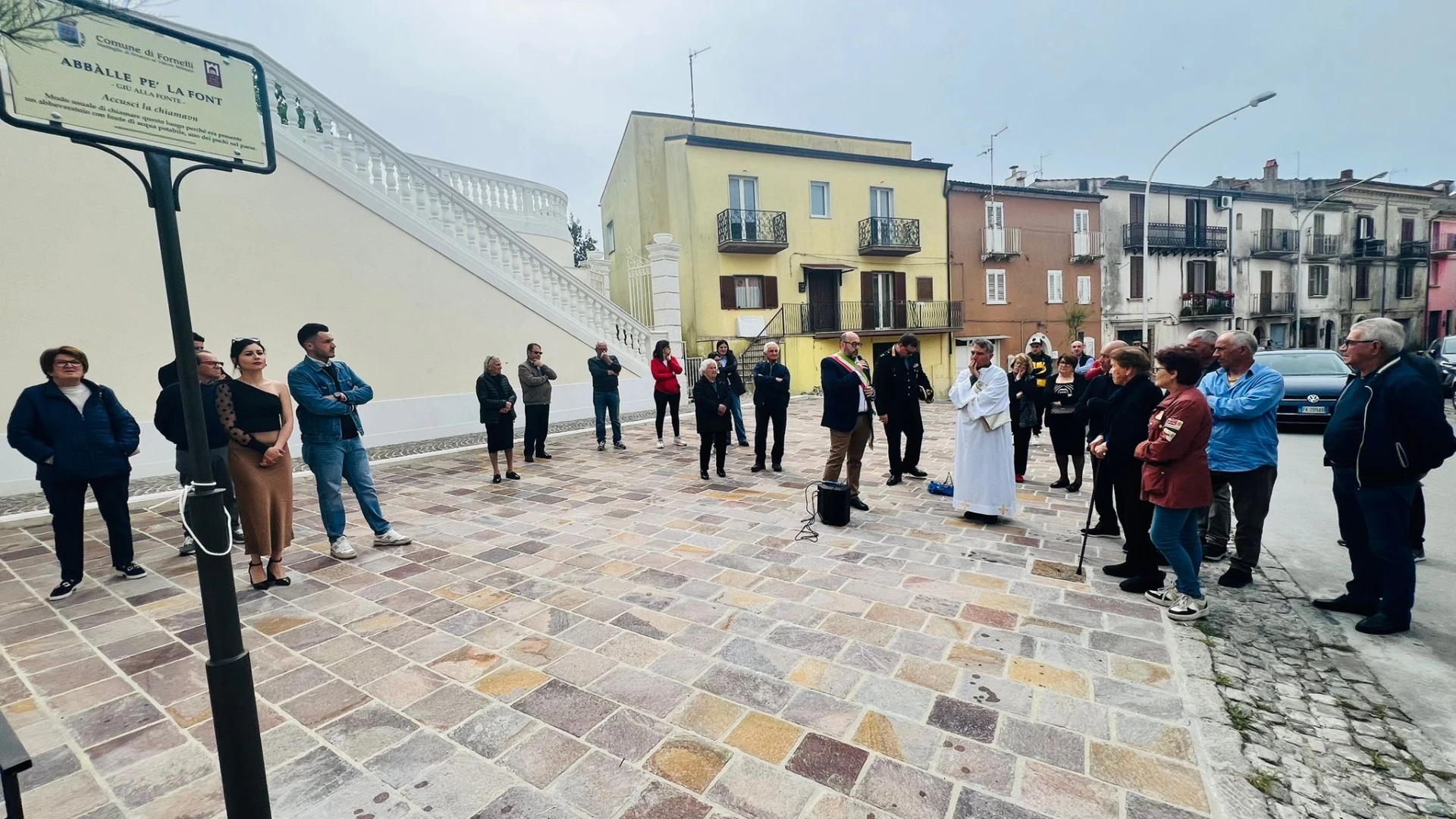 Fornelli: "Abba'lle pe' la font", il comune sistema una zona degradata del paese. Ieri l'inaugurazione.